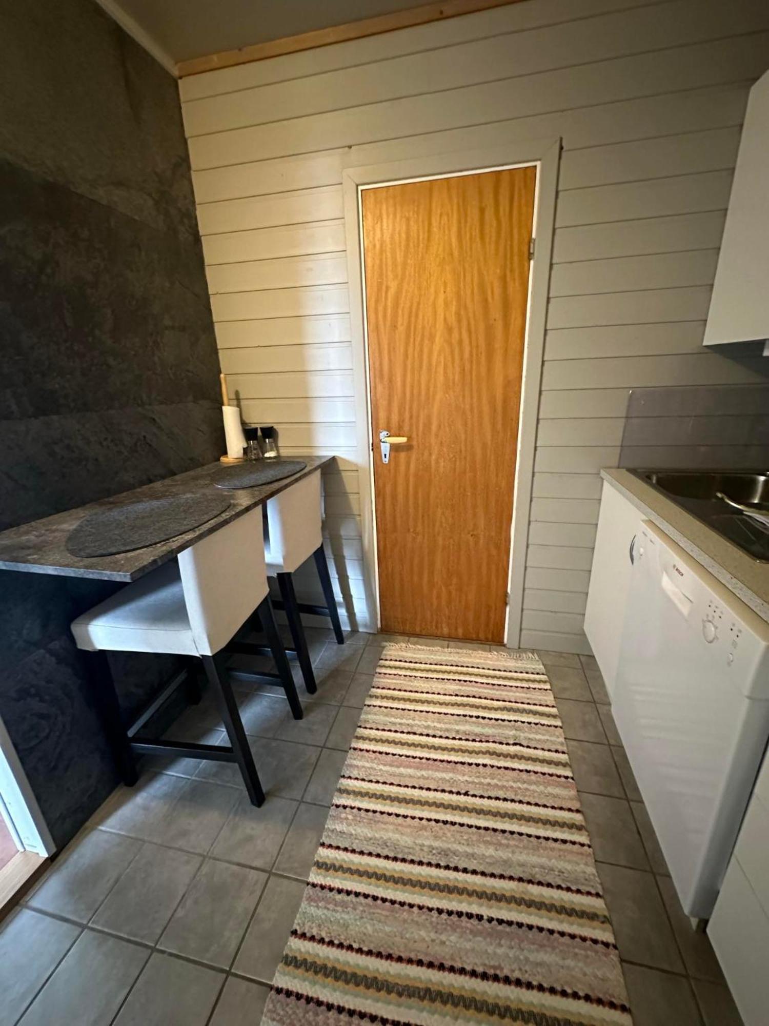Gateway Senja Apartment Finnsnes Exterior photo